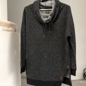 Roots style sweater hoodie size small